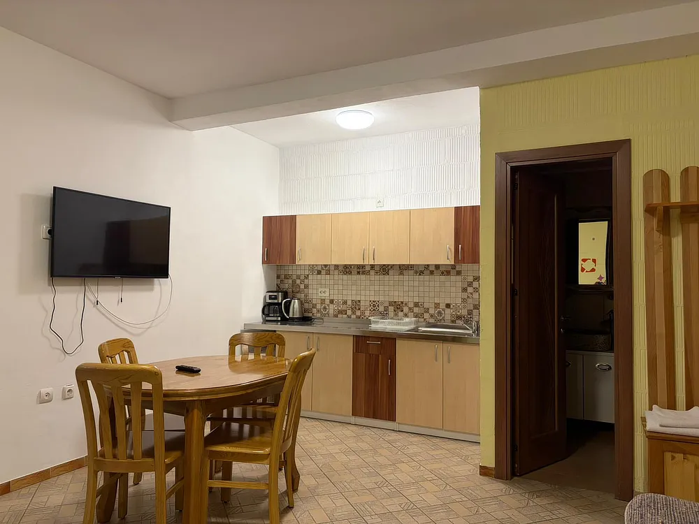 Apartament ISAI – vedere generală